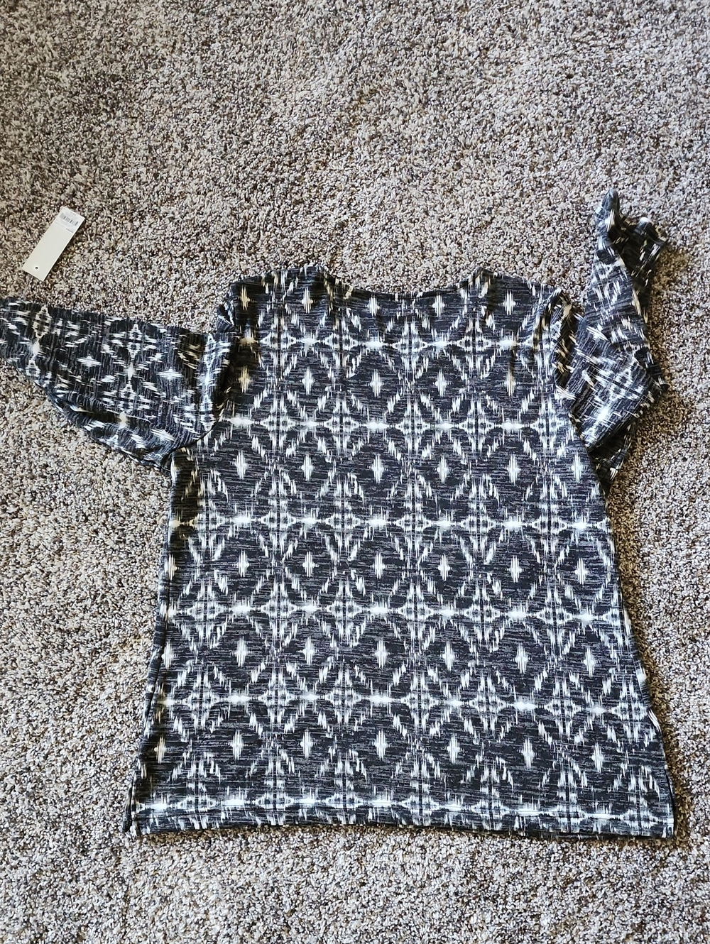 Croft And Barrow Black and White Geometric Knit Top XL - Picture 5 of 5